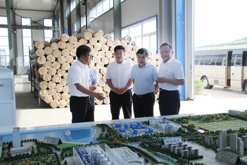 中央廣播電視總臺央廣遼寧站站長田彤蒞臨一諾產業園調研 中央廣播電視總臺央廣遼寧站站長田彤蒞臨一諾產業園調研